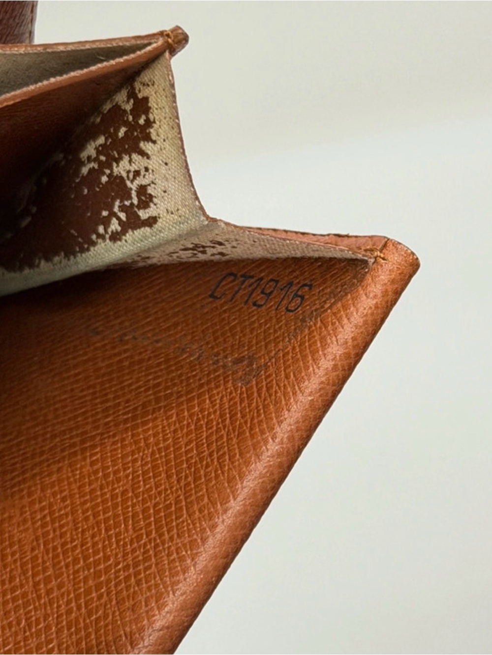 Louis Vuitton Monogram Porte-Monnaie Gousset coin Purse or credit card 💳 - Picture 11 of 15